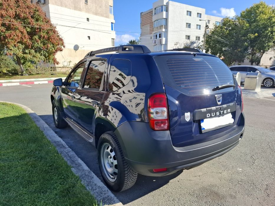 Vând Dacia Duster 4x4
