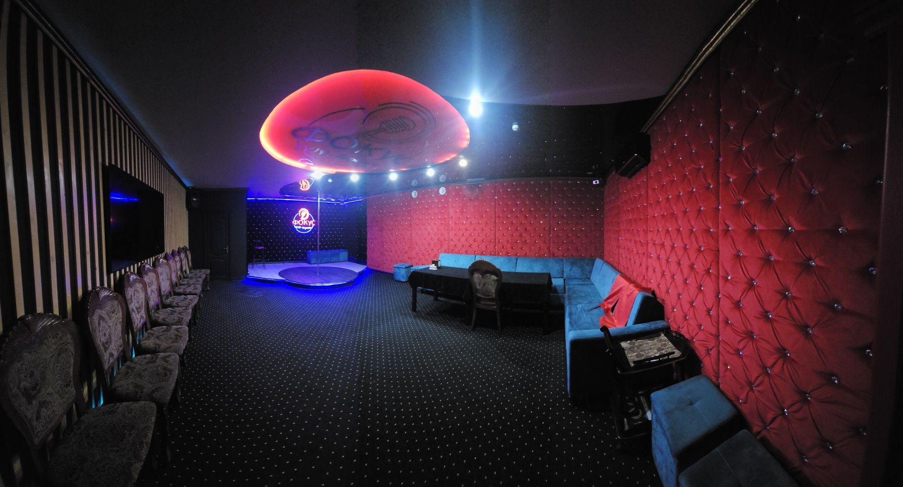 Сдаётся VIP зал караоке