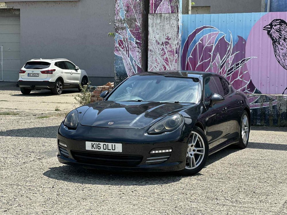 Porsche Panamera V6 4 S-A