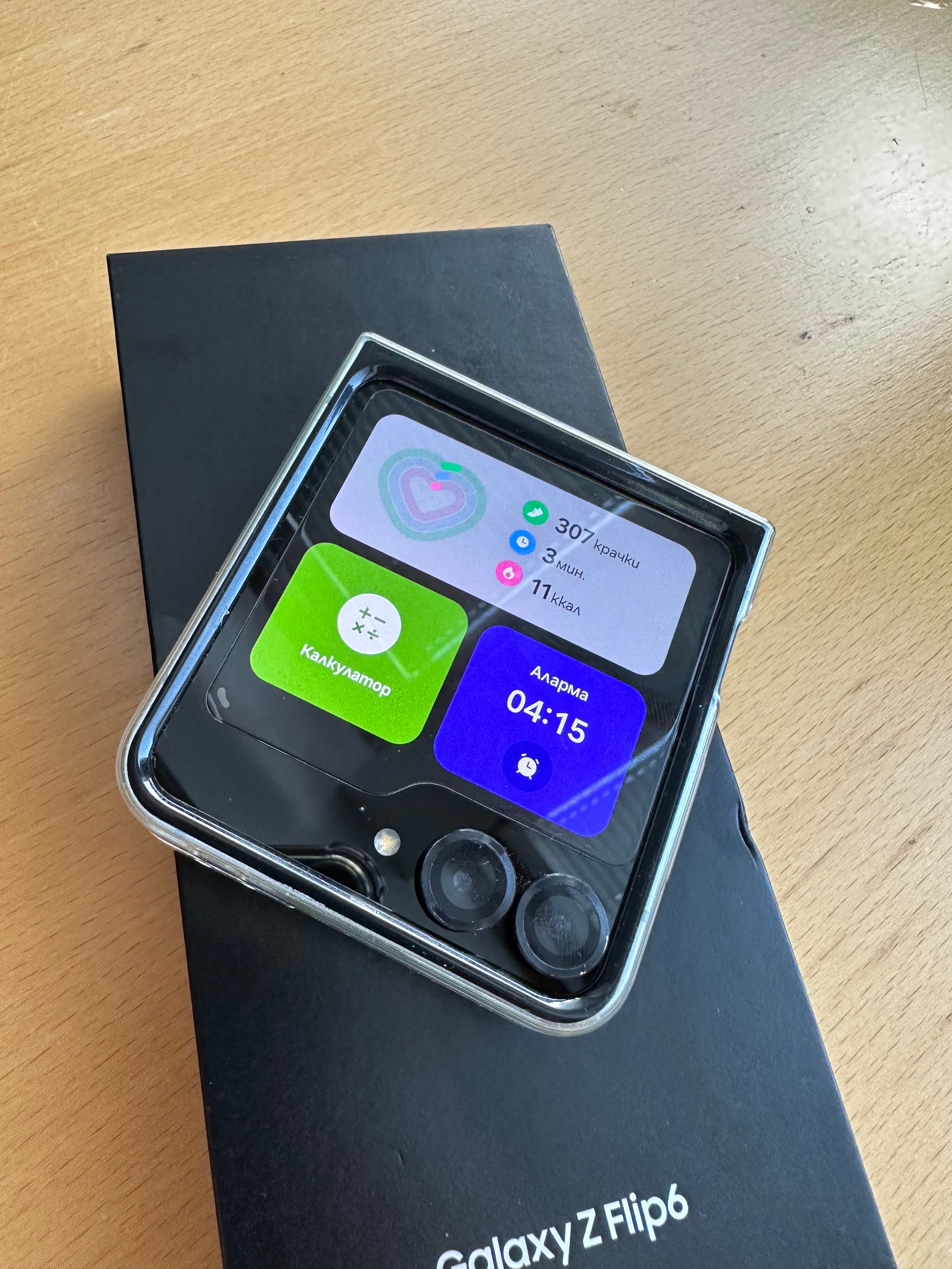Samsung Galaxy Z Flip 6 + подарък оригинален калъф