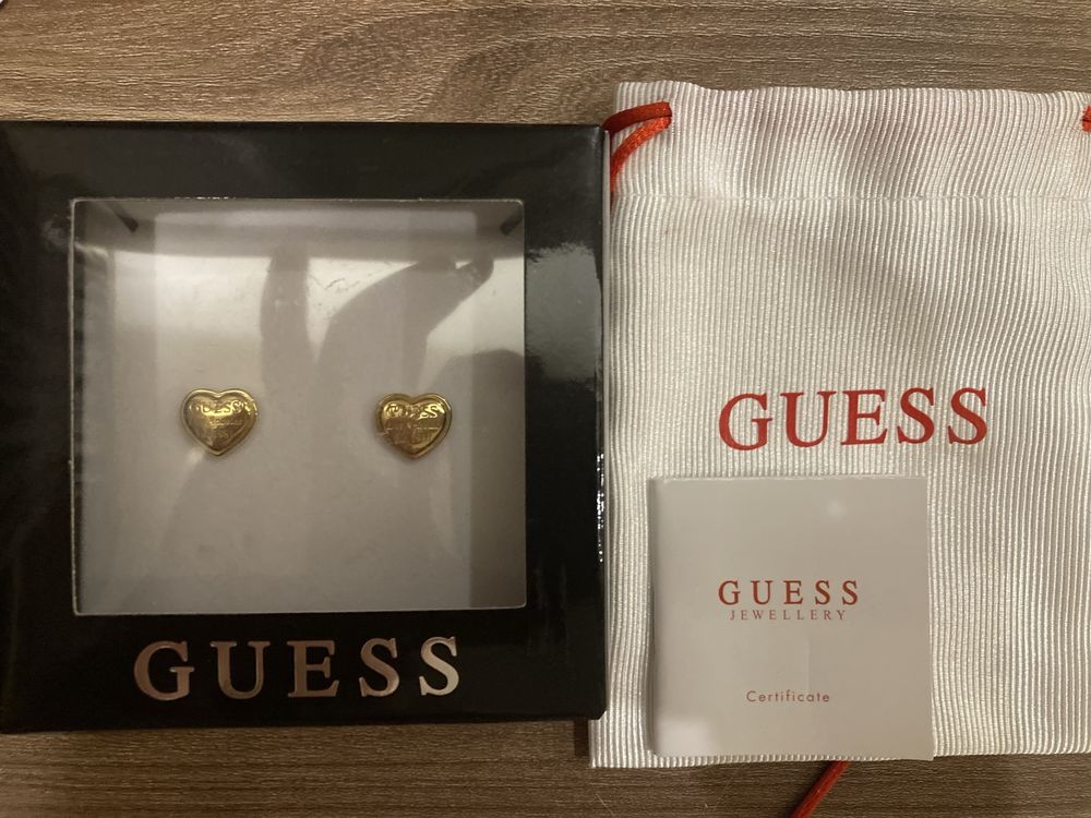 Оригинални обеци Guess