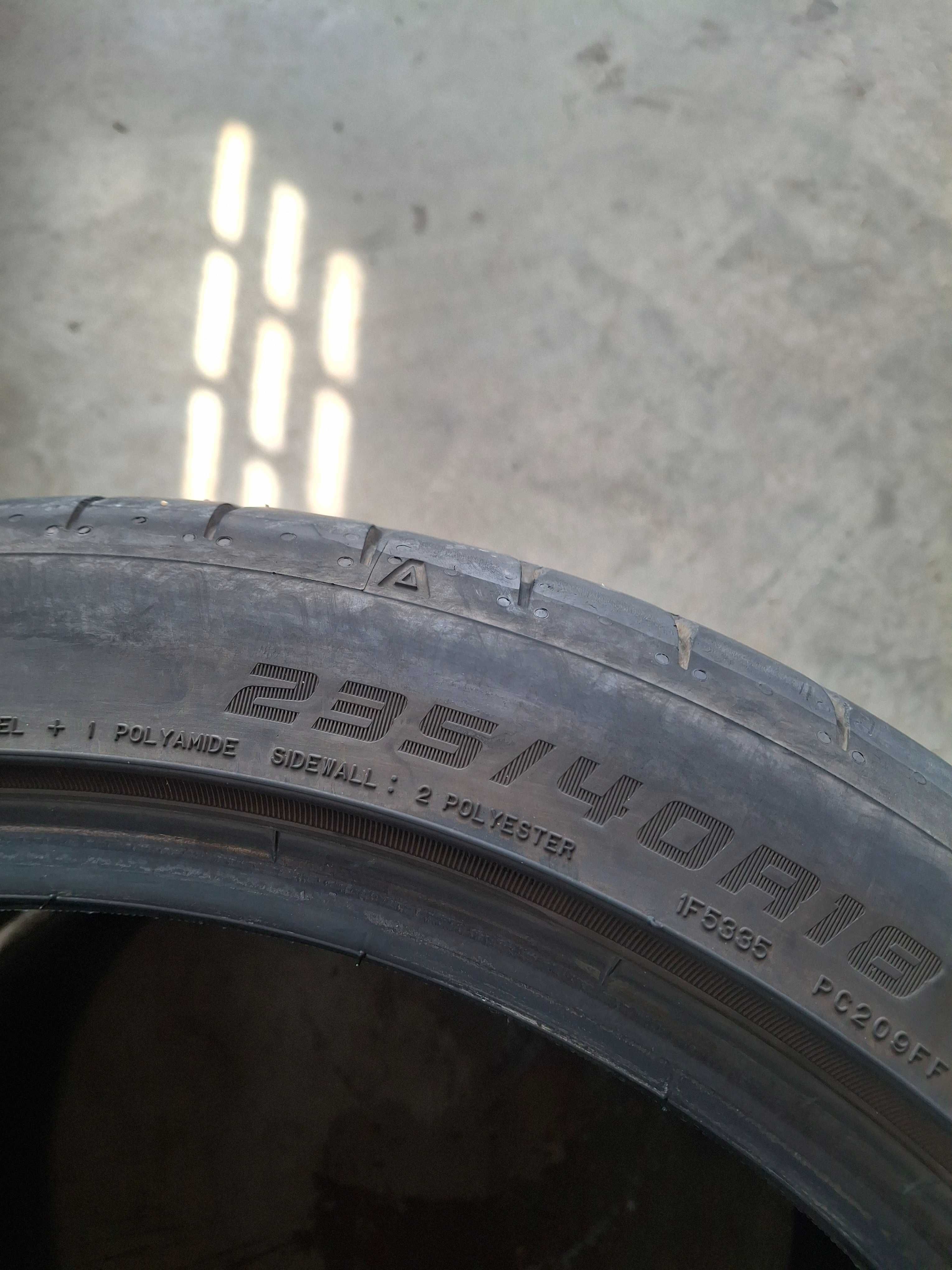 2бр. летни гуми 235/40/18  Falken DOT 1524 като нови