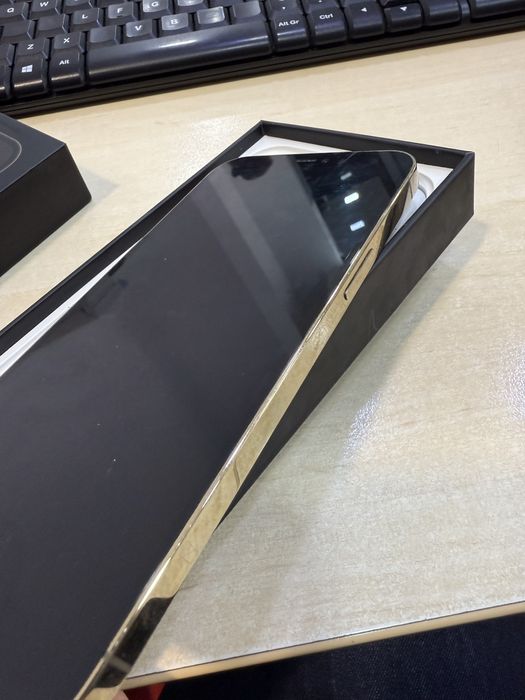 Iphone 12 PRO MAX Gold