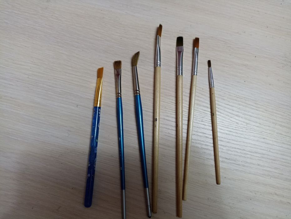 Кисточки для художников