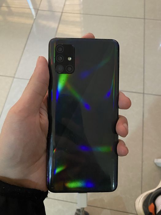 A51 telefoni sotiladi