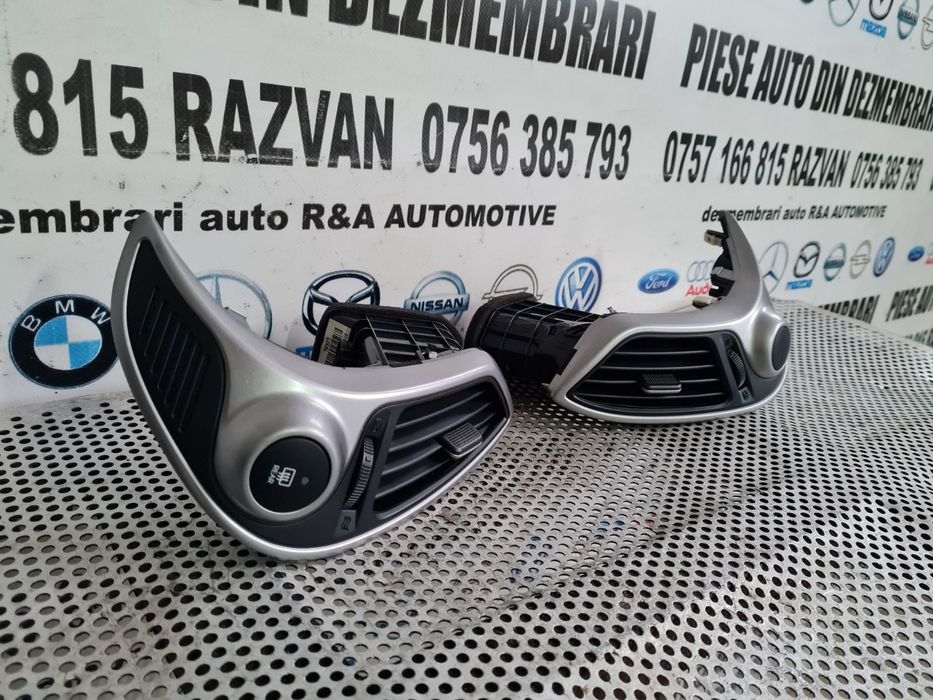 Grile Grila Ventilatie Laterala Stanga Dreapta Hyundai IX35 An 2009-2010-2011-2012-2013-2014-2015 D