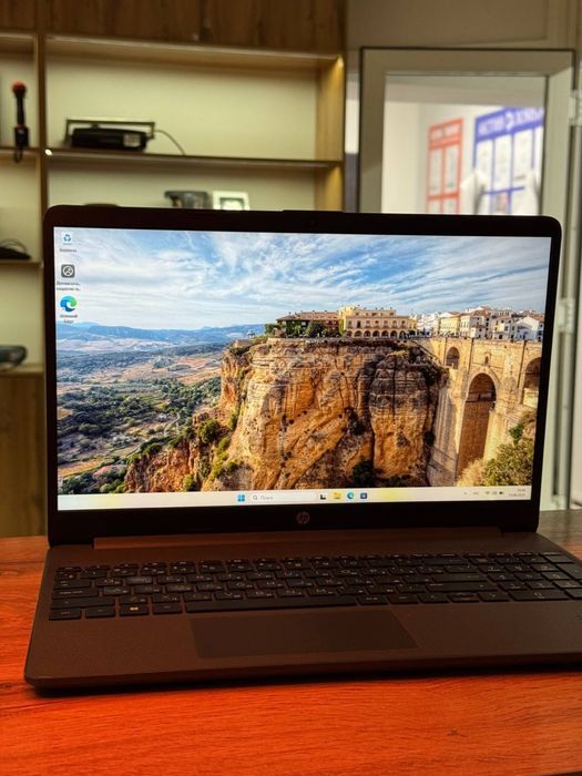 Ноутбук HP Laptop 15 s