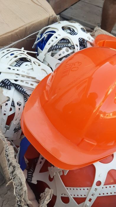 Строительные каски