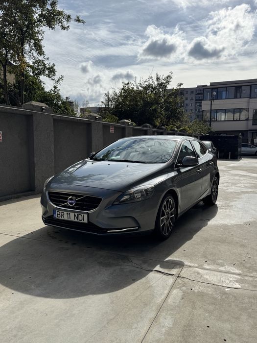 Volvo v40 2014 2.0 diesel