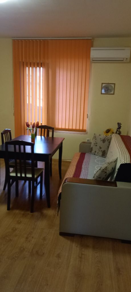 Дава се под наем Двустаен апартамент в Варна, Трошево - 55 кв.м за 408 € - Снимка #3