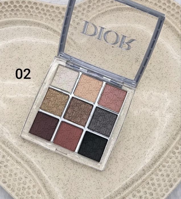 Сенки на марката Dior