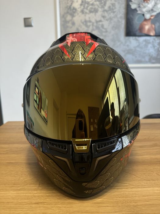 Каска Shark Skeal i3 Jet Ven Black Red Gold