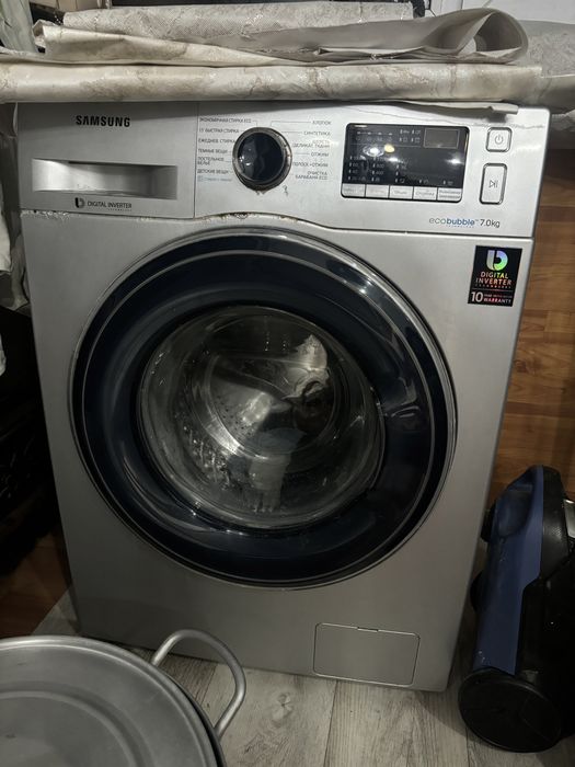 Продам стиральную машину