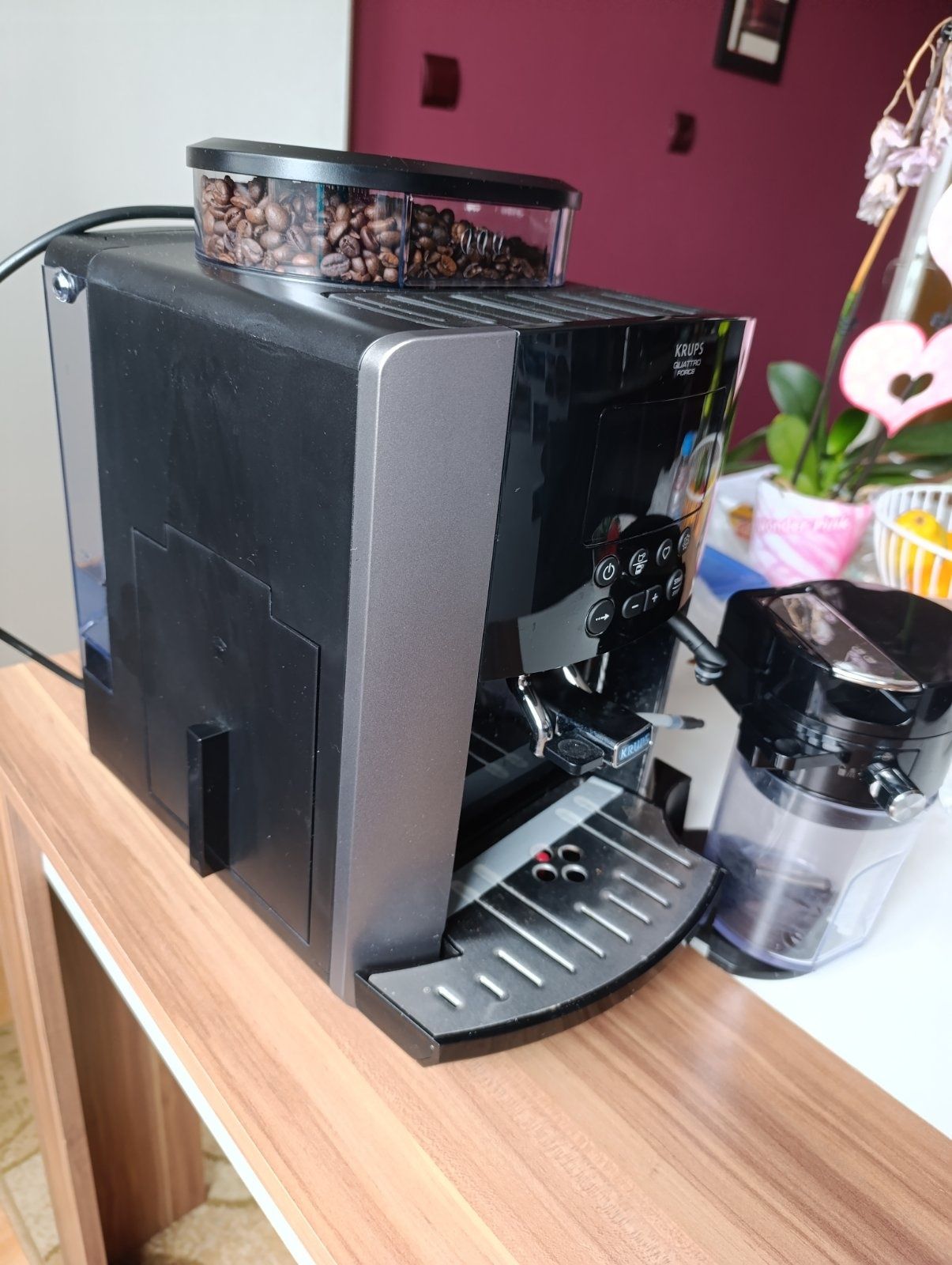 Кафеавтомат Krups EA819E10
