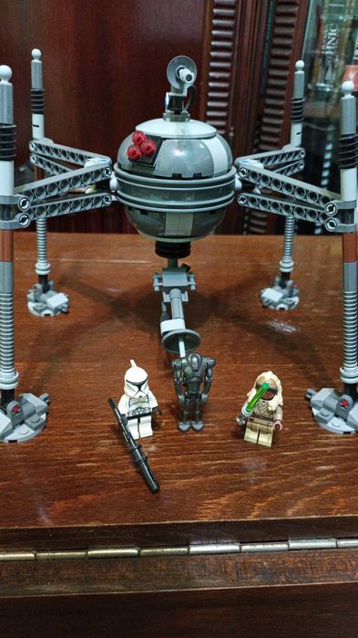 Lego Star Wars 75016 Homing Spider Droid