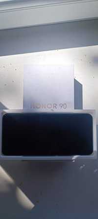 Телефон Honor 90