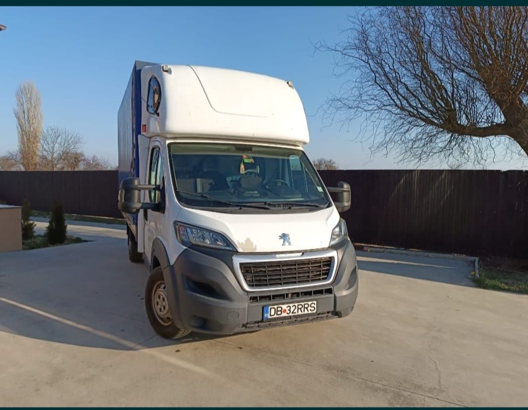 Autoutilitara Peugeot Boxer