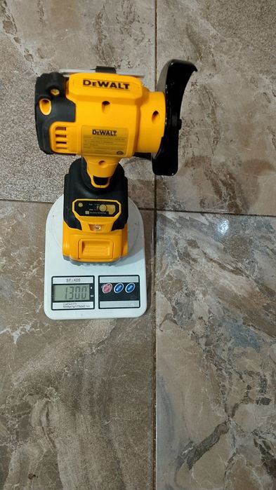 Mini Flex Dewalt cu baterie 6A