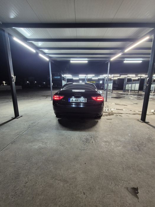 Ауди а5  2.7  ..