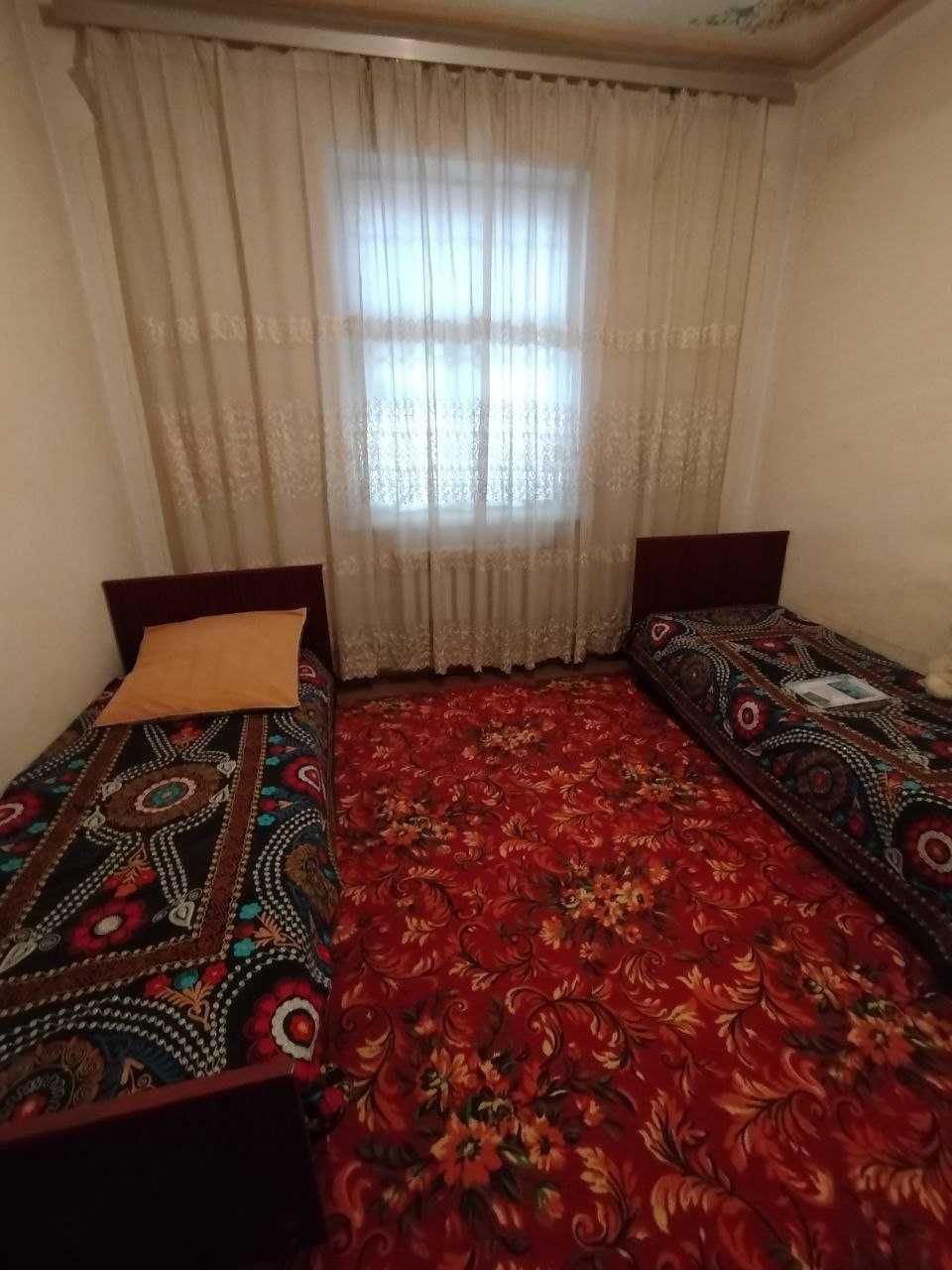 Продается дом, 2-х этажный с мебелью. Ангрен, рядом турбазой Янгиабад