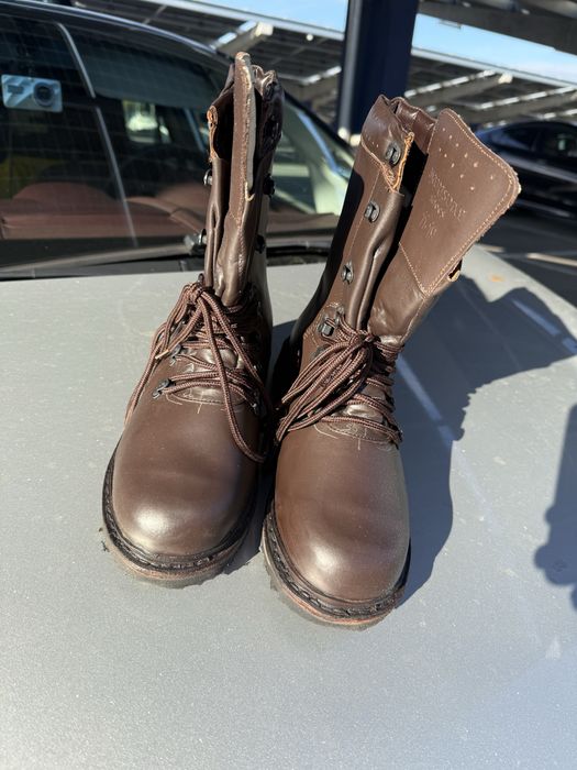 Bocanci de iarna marimea 42,5 (27,5)