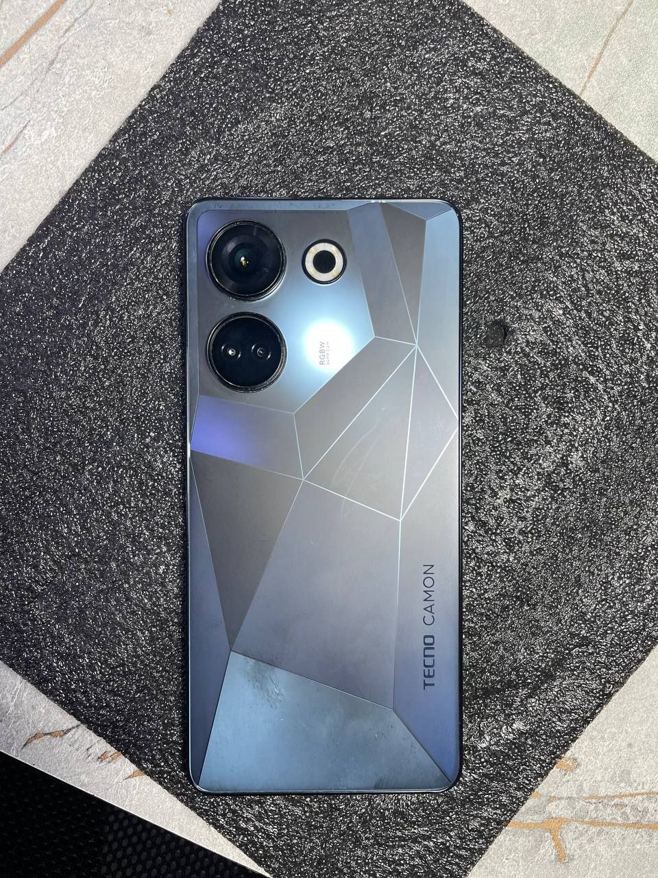 Texno camon 20 pro