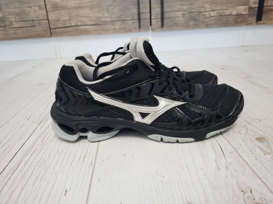 Mizuno wave Bolt 7-Ориг.маратонки