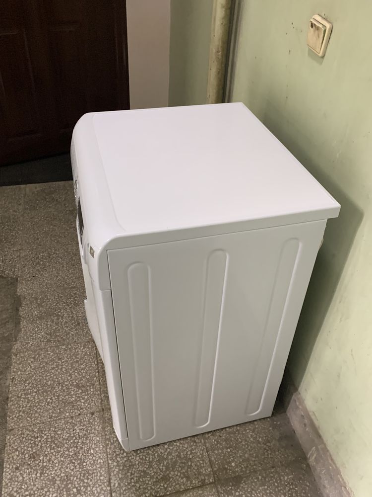 Пералня Hotpoint ARISTON