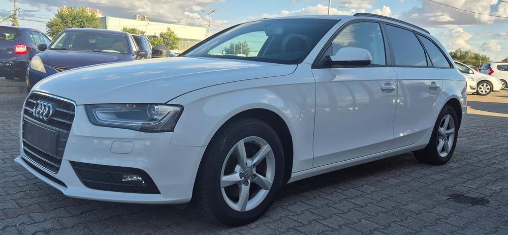 Audi A4 Avant 2.0 TDI 143 Cp 2013 Ambiente Quattro