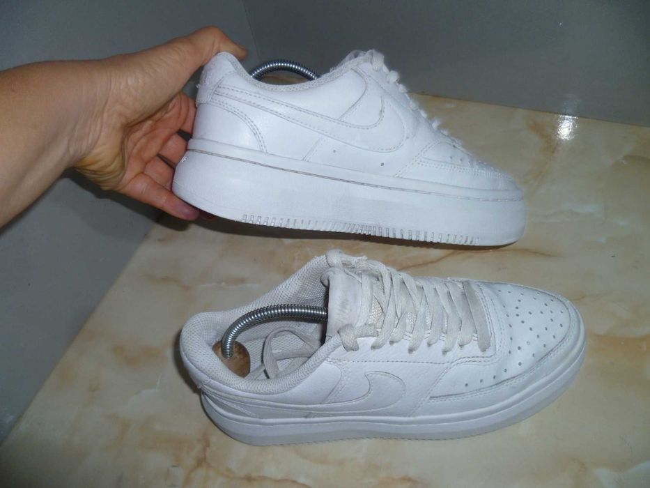 NIKE сникърси №38