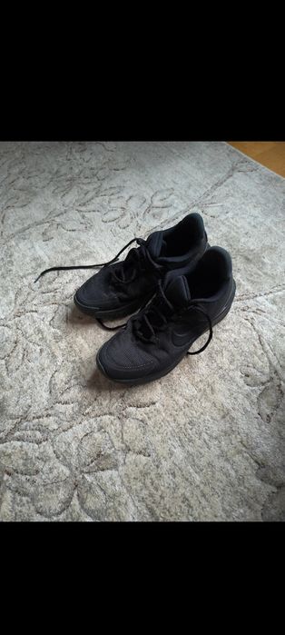 Papuci Nike negri antrenament interior