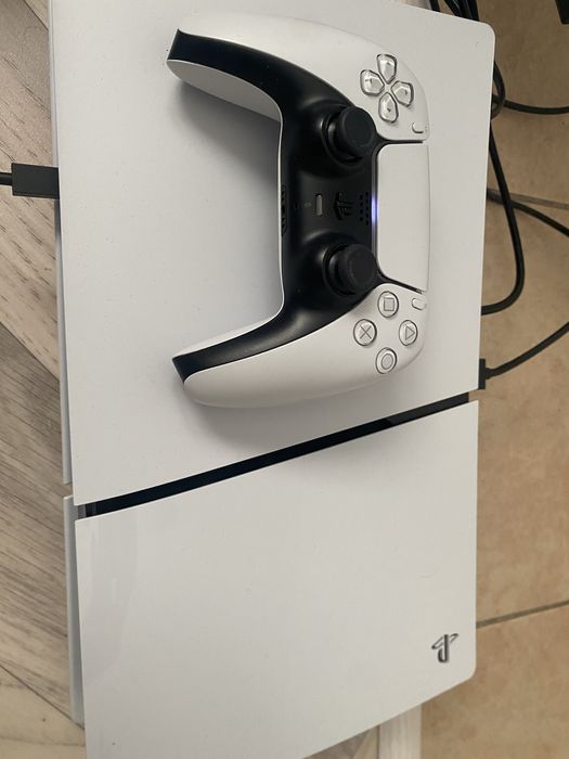 Ps5 slim 1 tb с дисководом и играми