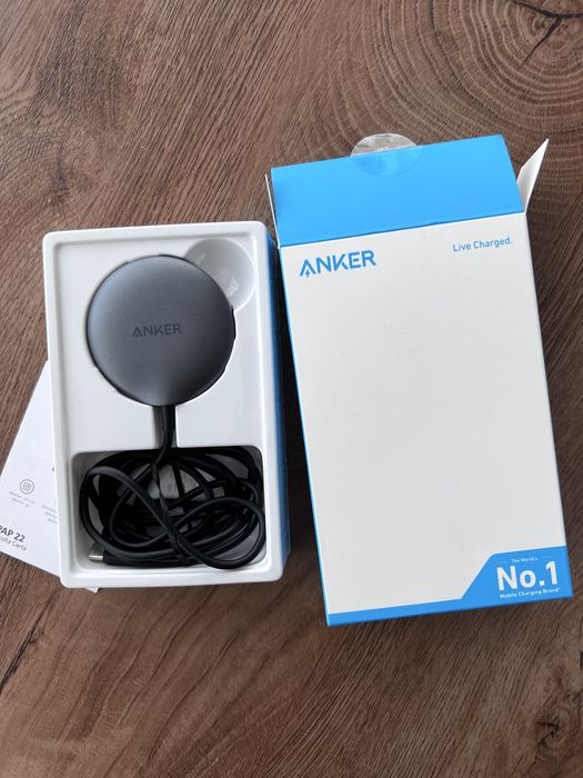 Încărcător magnetic Anker MagGo