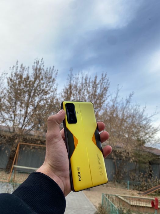Продам  POCO  F4  GT