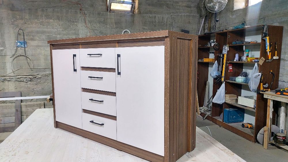 Камод хай тек kamod