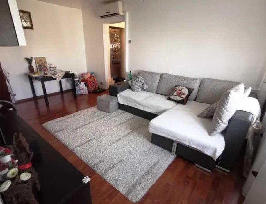 Дава се под наем Двустаен апартамент в Пловдив, Гагарин - 65 кв.м за 270.3 € - Снимка #1