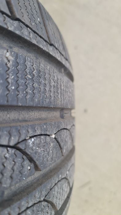 Set ca noi cauciucuri anvelope iarna 19 BMW 245/45/19 275/40/19