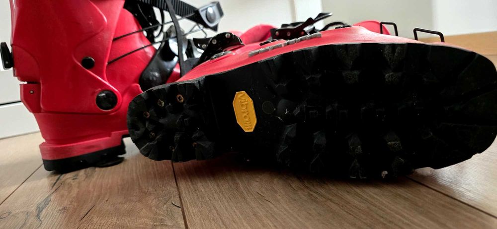 Clapari Scarpa de tura