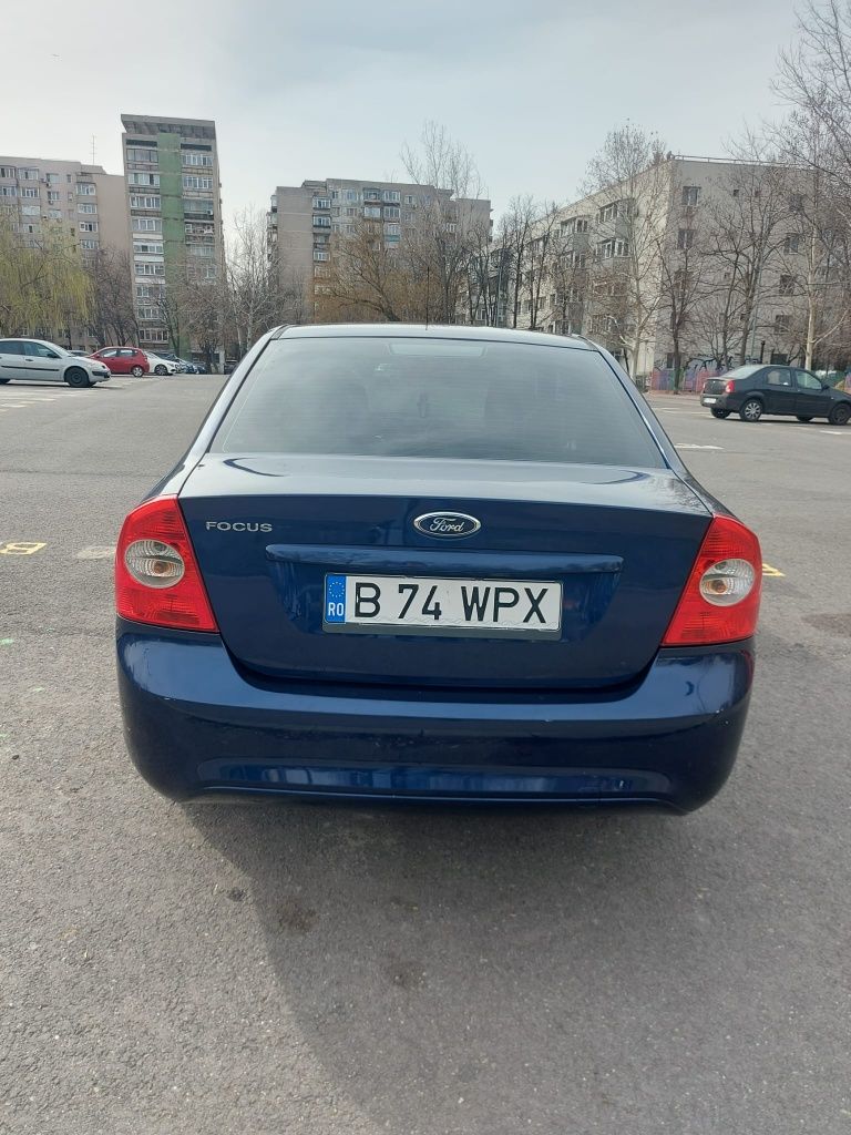 Ford Focus 1.6 benzina