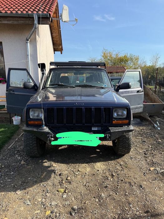 Vând Cheroke XJ 2.5 TDI