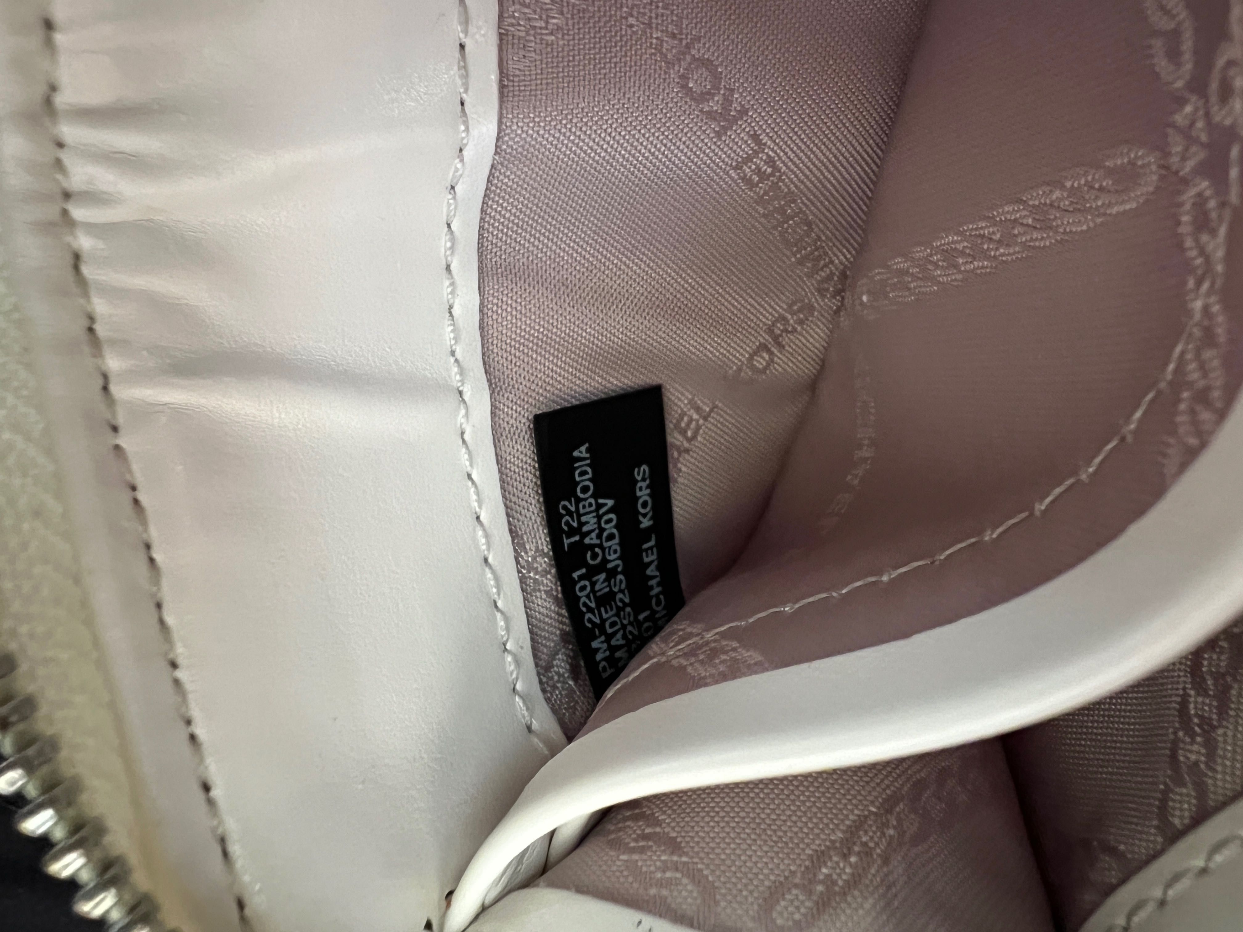 Дамски портфейл Michael Kors