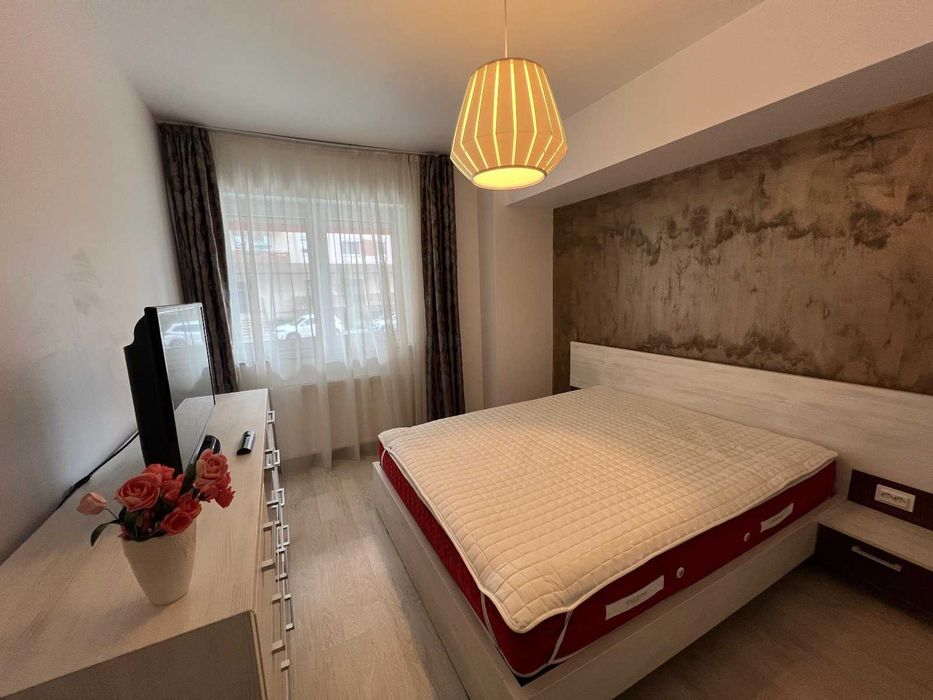 PROPRIETAR - 3 camere Maurer Coresi, Decomandat, Boxa + Parcare extra