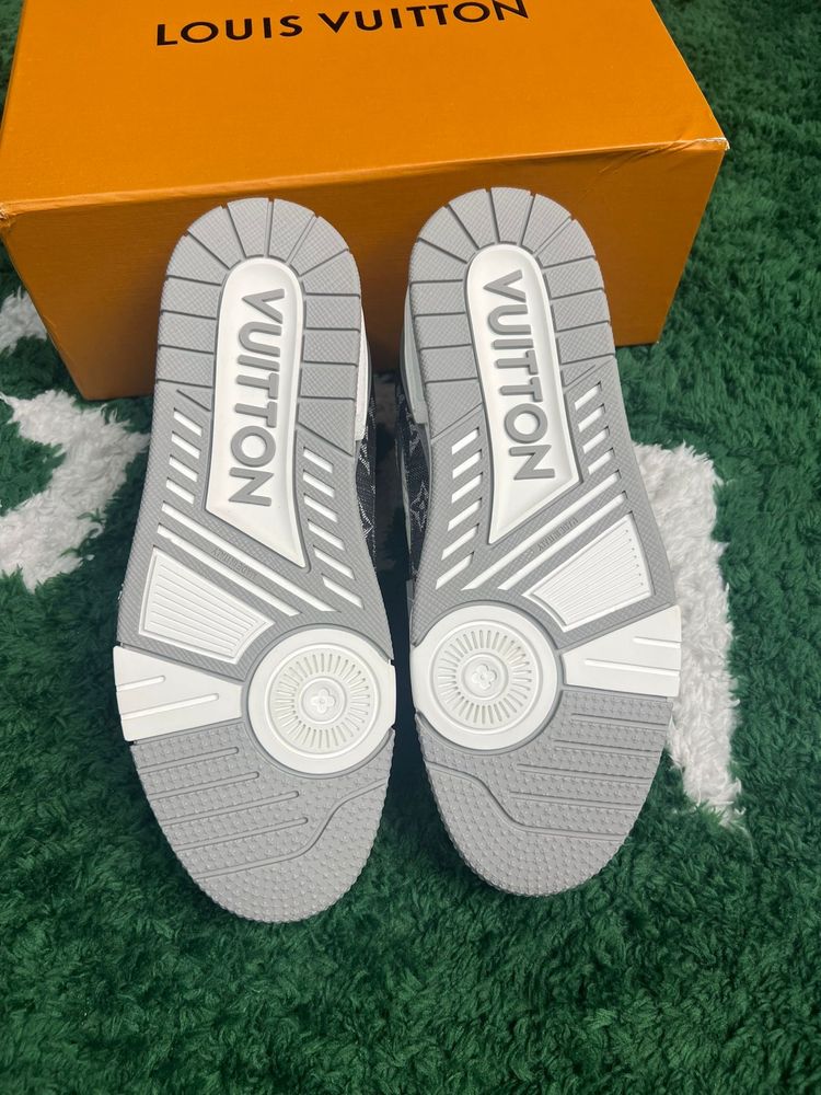 LV Trainer Grey Denim Monogram marimea 43 noi