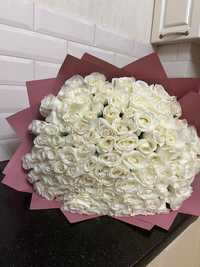 101 белые розы 50см