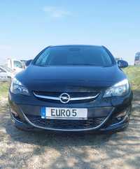 Opel Astra 1.7 diesel, 2014