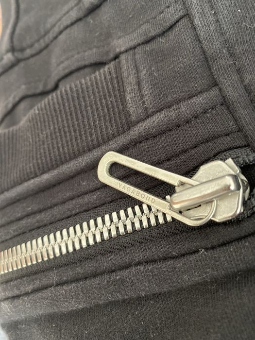 Pantalonii Made By Society