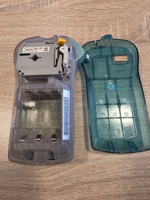 Ръчен принтер за етикети Brother p-touch 75