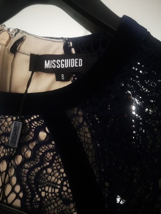 Рокля MISSGUIDED /нова /