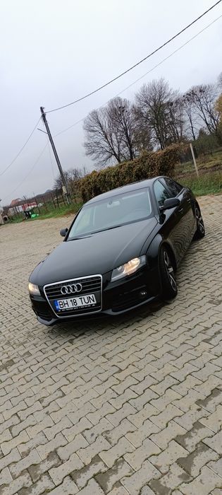 Vând Audi A4  B8