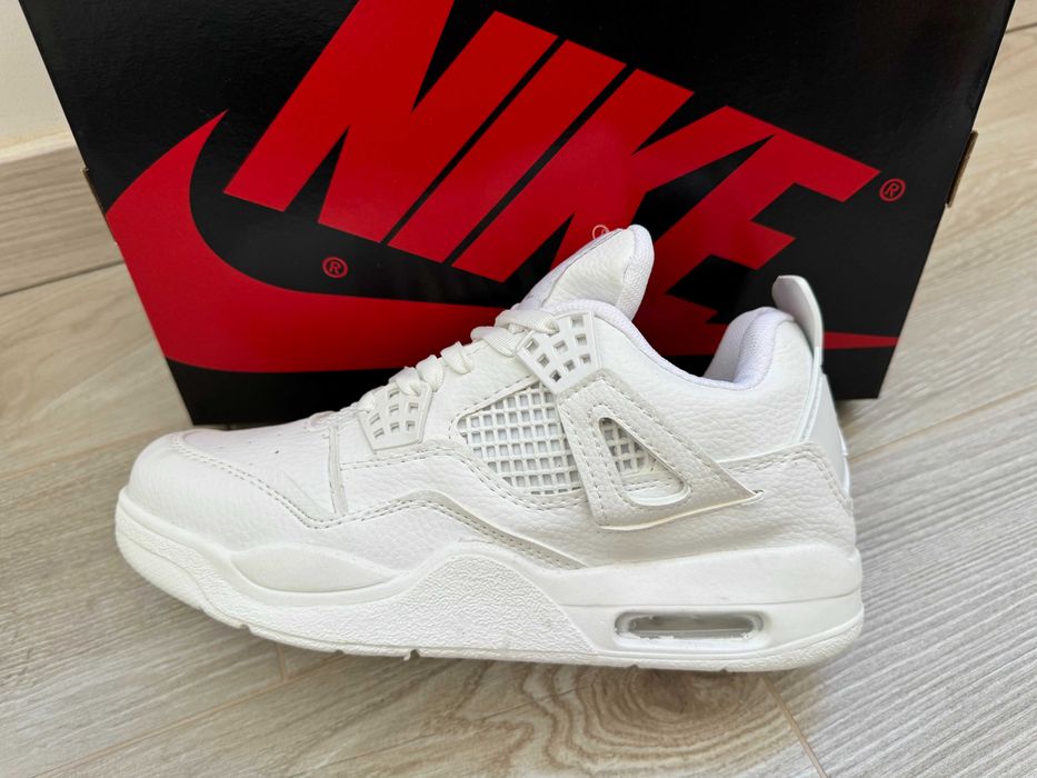 Adidasi AIR JORDAN 4Pure Money, Produs Nou NIKE Full Box Triple White